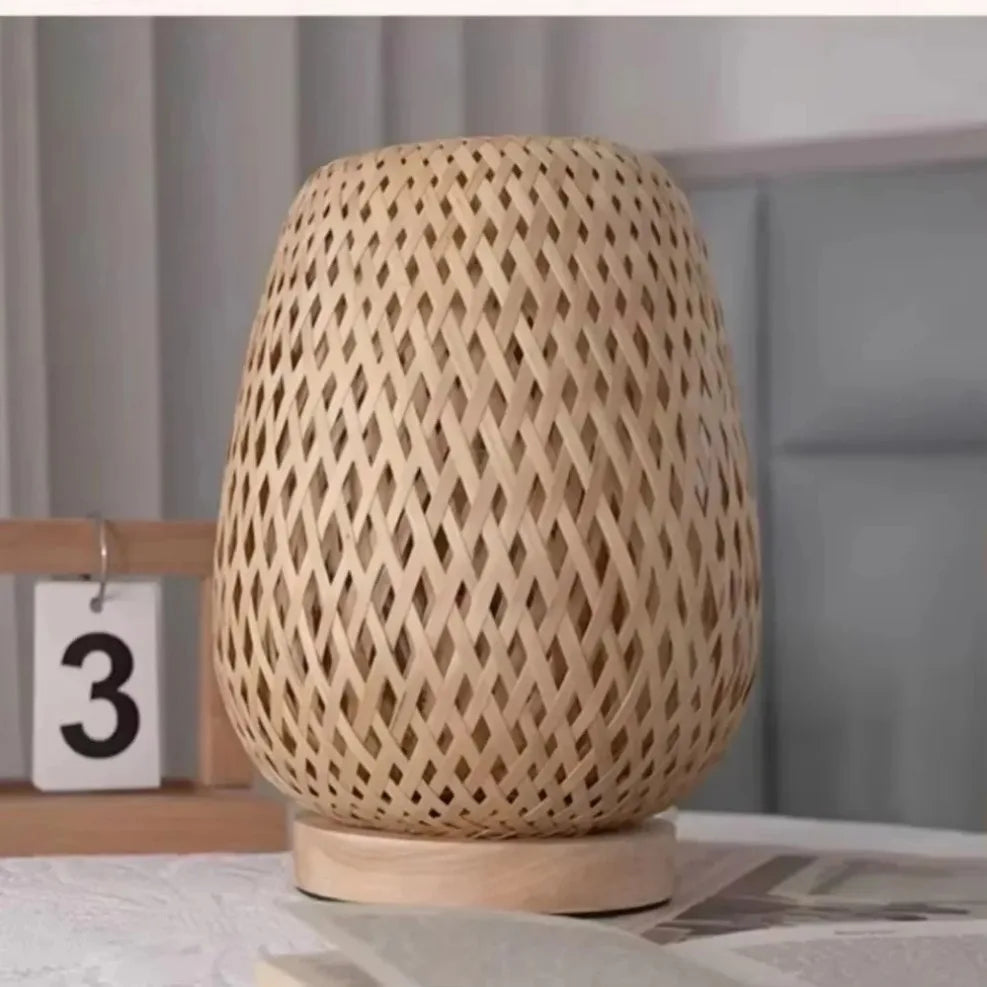 Rustic woven lamp